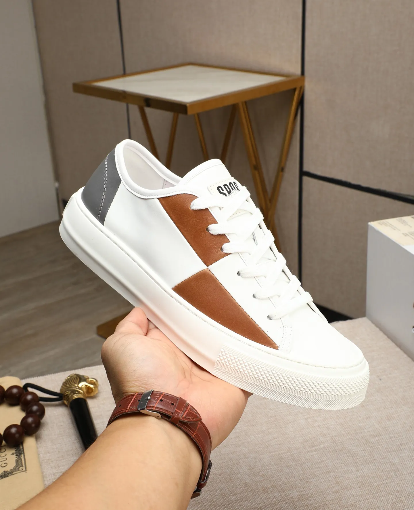Men's men's shoes 💰440 GUCCI🔍🔍The latest model is on sale at the same time at the counter. Original calfskin imported from Italy, genuine leather lining, (high-end, noble, and classy) with exquisite workmanship. Sole: Original sole provided by the original factory, ⚠Exclusive double-layer movable molded sole super comfortable⚠, real shot 🎬The real thing is better🔍🔍"High quality·Follow the order" Code number 38-44